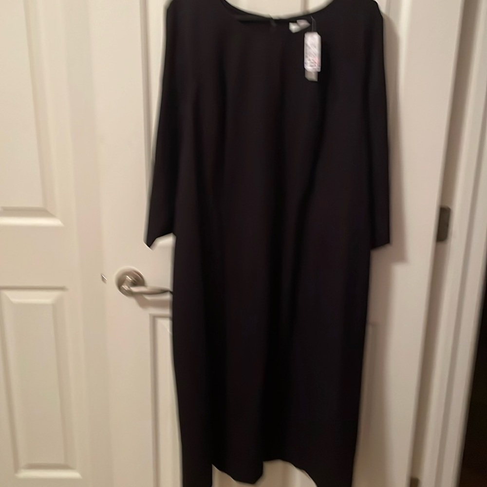 Stylish, black midi dress.